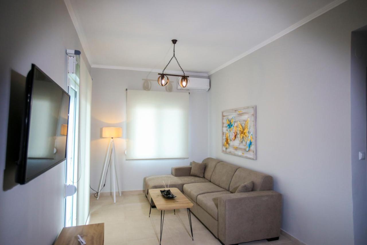 Stella Boutigue Rooms Néa Péramos Exterior foto